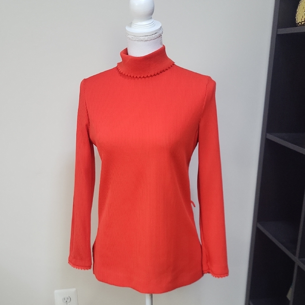 Vintage 70s BAY HARBOUR Red Ribbed Turtleneck Scallop Trim Long Sleeve Top